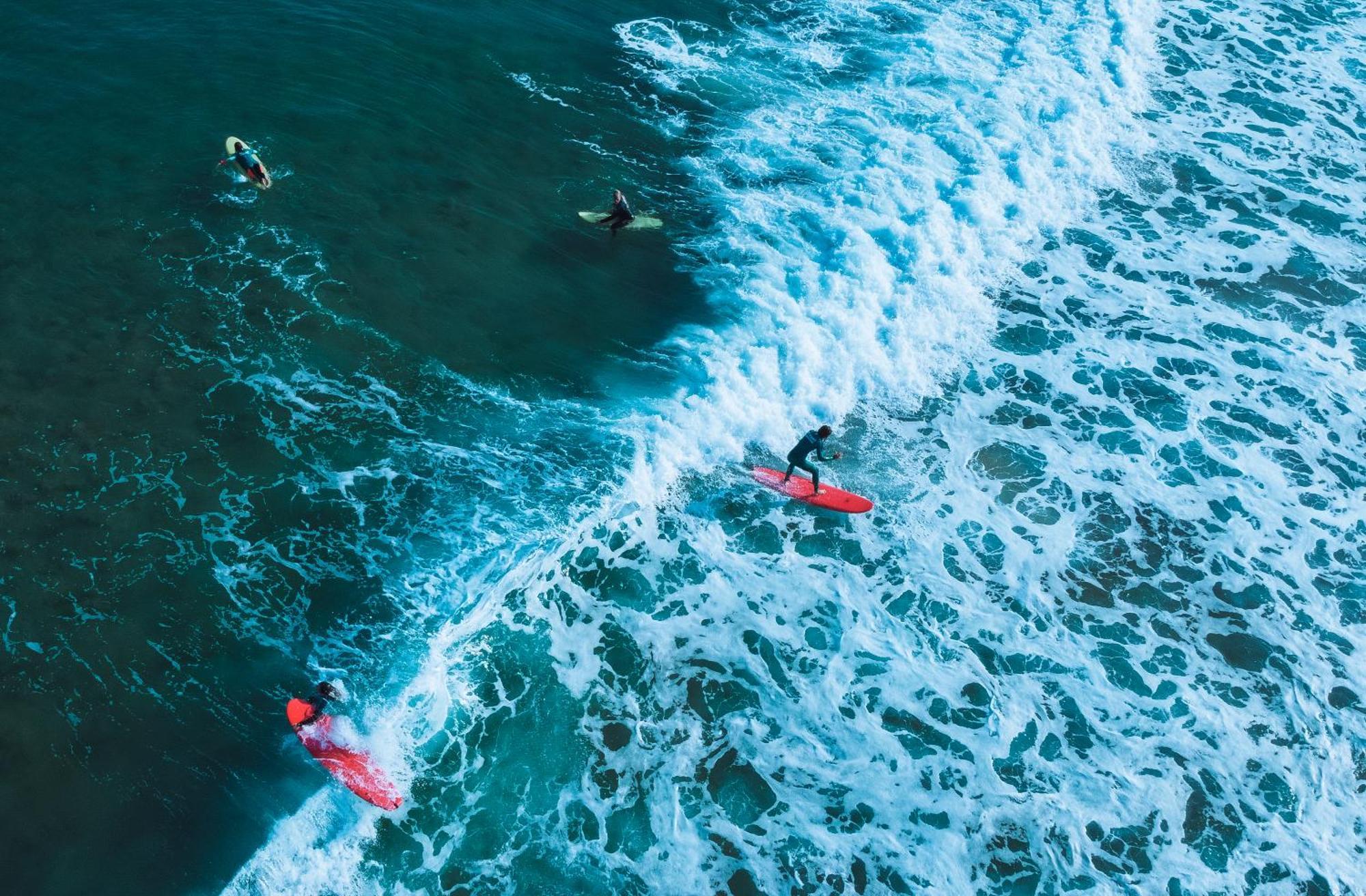 بيت شباب Liquid Surfhouse لانغري المظهر الخارجي الصورة