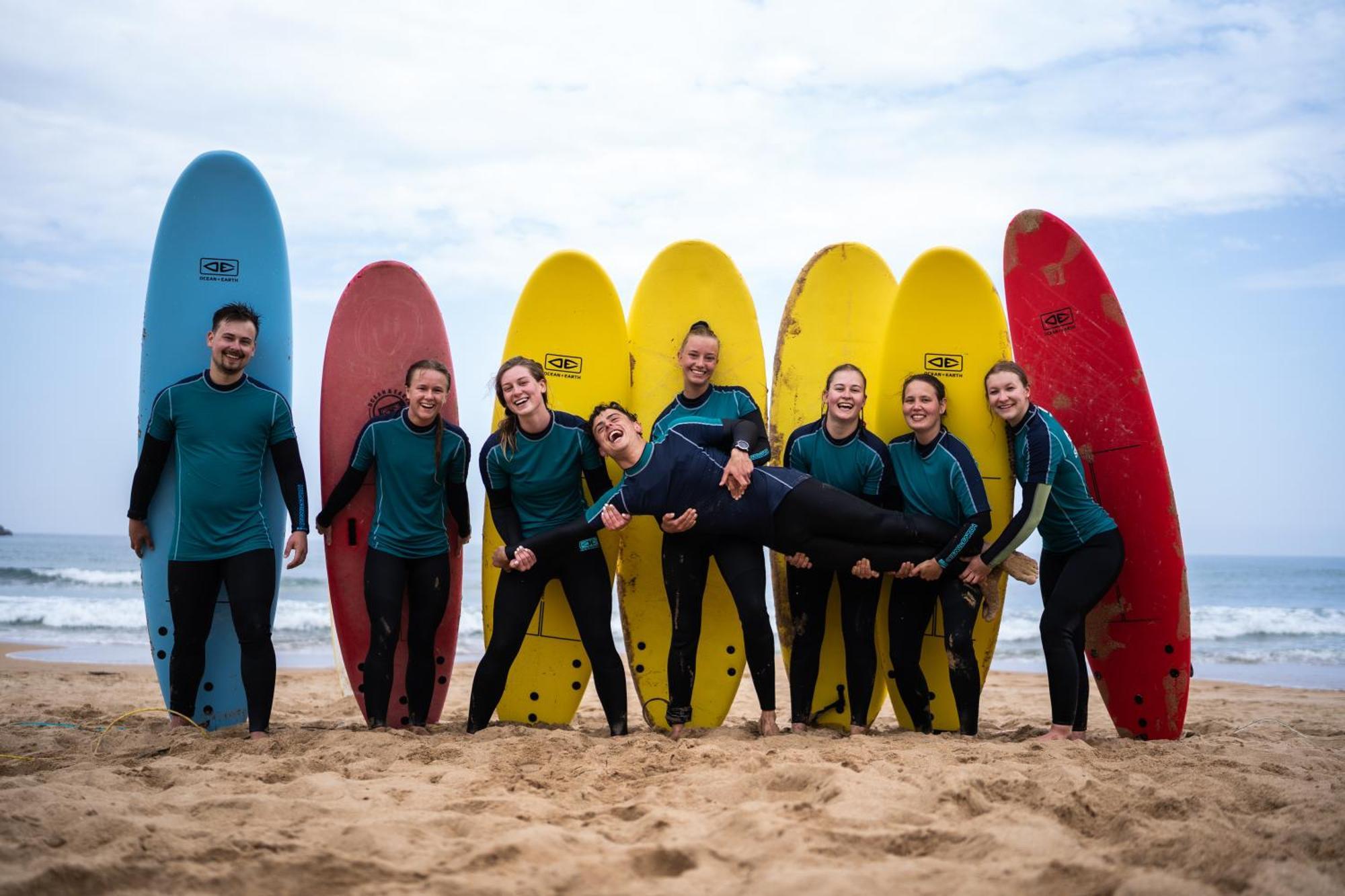بيت شباب Liquid Surfhouse لانغري المظهر الخارجي الصورة